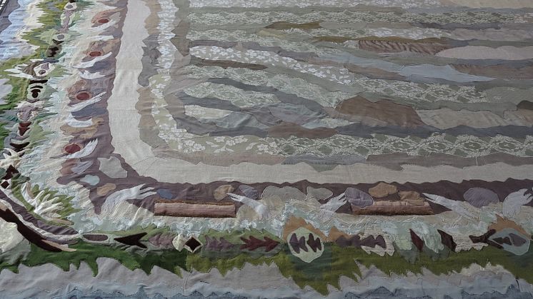 Avskrift av en Träda, Applikationsteknik, återvunnen textil , 470 x 600 cm, Åsa Elzén 2019