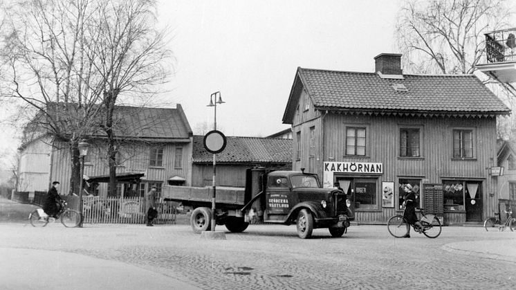 Detta är ett exempel på en bild som går att hitta i webbkartan. Bilden är från Nygatan 7 i Haga och är tagen den 4 april 1946