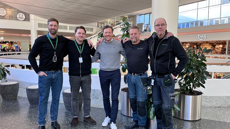 Från vänster Tobias Heurlin, Niclas Wandland, Henrik Pihlblad, Anders Sundh och Johan Jansson från Centrumledningen Frölunda Torg