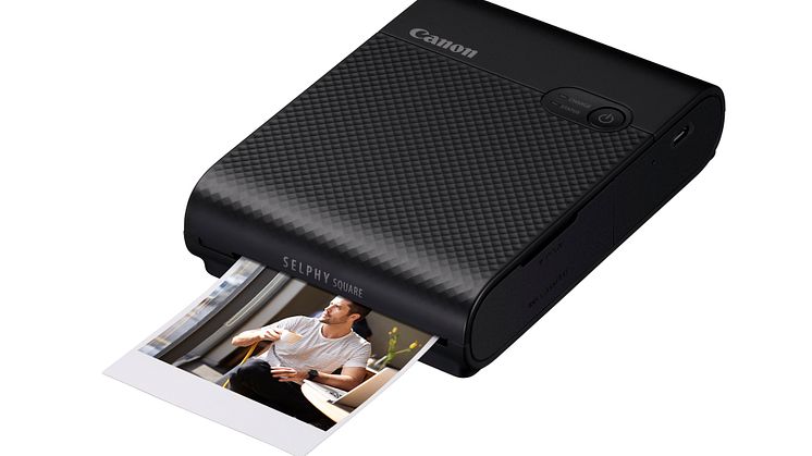 QX10_BK_FrontSlantLeft_Print