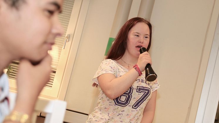 Deltagarna i Funkisfestivalen får träna på att uppträda inför varandra.