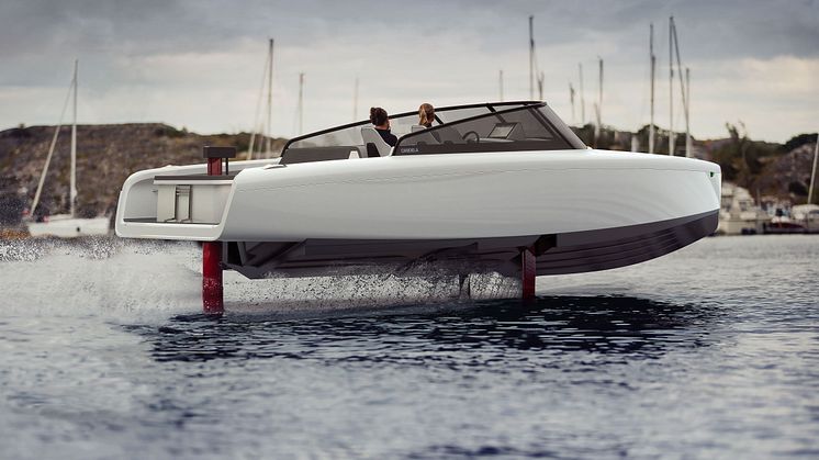 Candela C-8 flies on computer-guided hydrofoils. With a top speed of 30 knots and a cruise speed of 24 knots, it rivals fossil fuel powerboats in terms of performance while offering a whisper quiet ride and far better comfort.