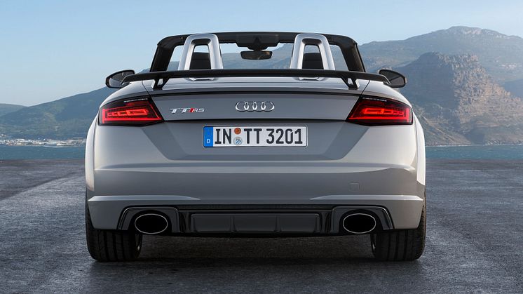 Audi TT RS Roadster 