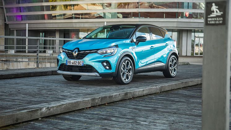 Captur E-TECH1