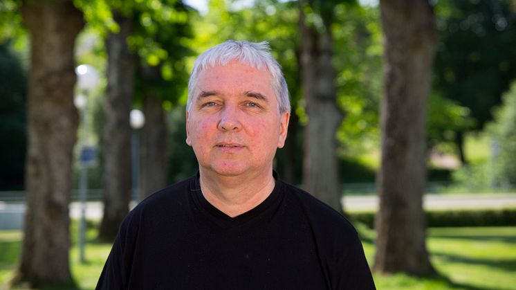 Björn Lundell, professor i datavetenskap vid Högskolan i Skövde, är en av drivkrafterna bakom konferensen.
