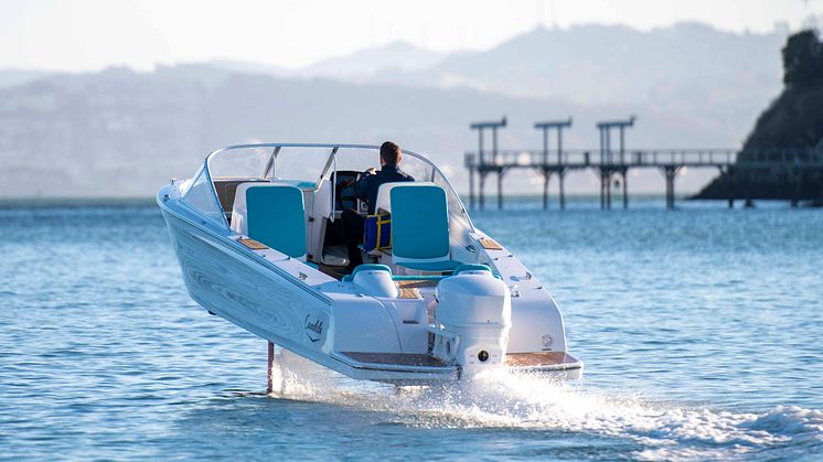 Candela C-7