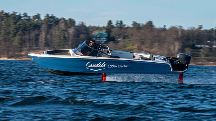 Candela C-7