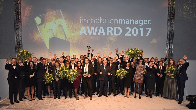 Die glücklichen Gewinner des immobilienmanager Award 2017. Foto: Steffen Hauser