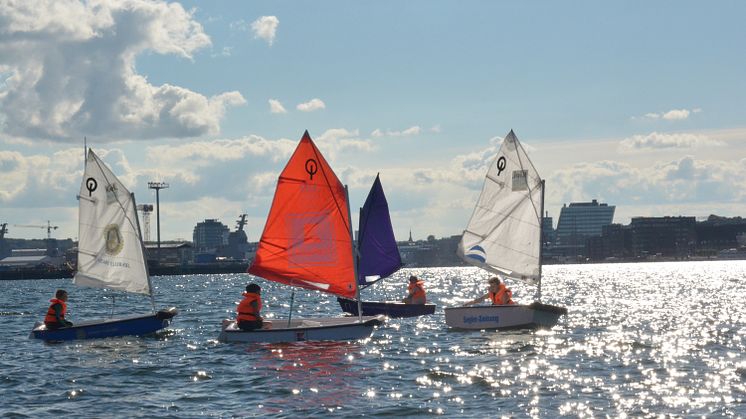 Im Camp 24/7 an der Kieler Innenförde wird Sport und Spaß groß geschrieben. Abstandsregeln - kein Problem!