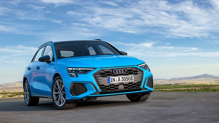 Audi A3 Sportback 40 TFSI e (Turboblå)