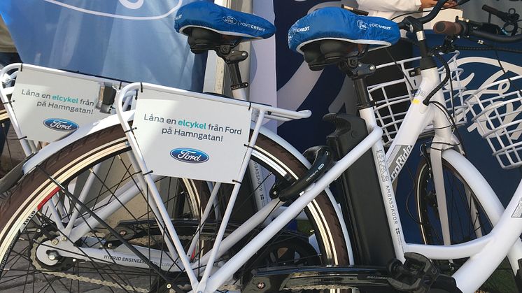 Almedalsbesökare cyklade till Paris på Fords elcyklar