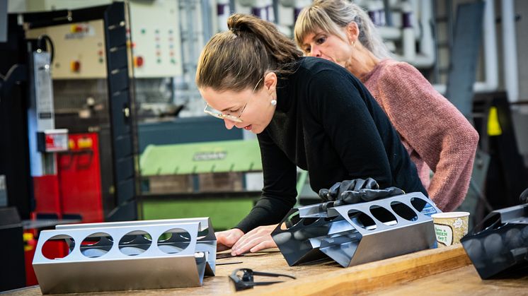 Lærerne skulle blandt andet bygge en flaskeholder