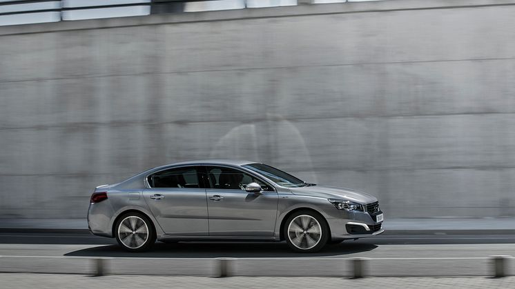 Sverigepremiär för sportigt eleganta Peugeot 508 
