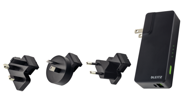 Reseladdare med adapters 