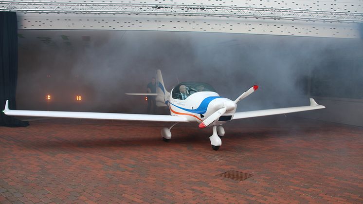 Mit dem Ultraleichtflugzeug "Peregrine" gelingt der  TH Wildau der Einstieg in das bemannte Fliegen.