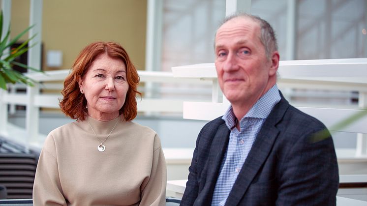Ann-Christine Gradin, utbildningsdirektör, Umeå kommun och Lars-Erik Lauritz, föreståndare vid Lärarhögskolan, Umeå universitet.
