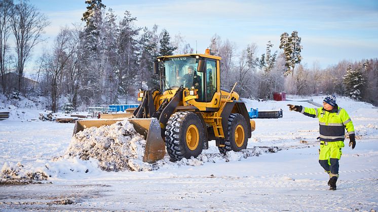 Rekarneskolans Volvo L60F i arbete i Ekeby grusgrop