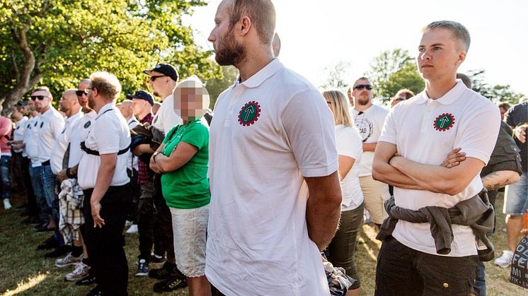 Aktivister från Nordiska motståndsrörelsen störde under flera av partiledartalen i Almedalen 2018. Det är än så länge oklart vad de planerar för i år. Foto: David Lagerlöf/Expo