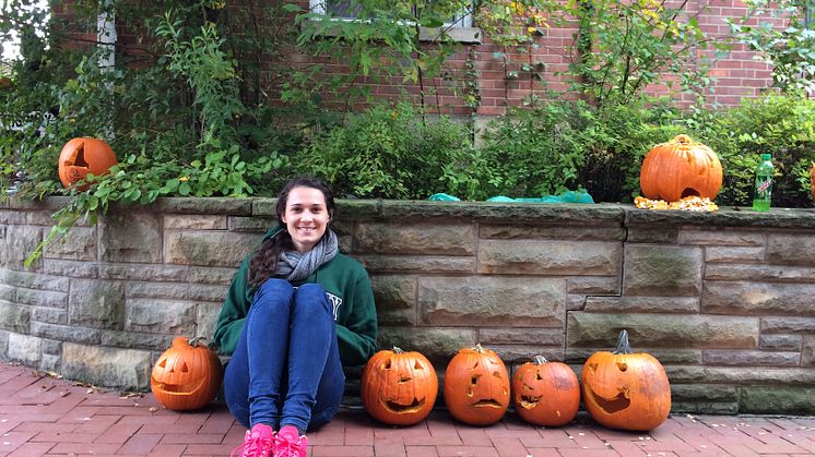 „Ich will mittendrin und dabei sein!“ – die hochgradig schwerhörige Studentin Michelle Mohring (23) berichtet auf www.hoerreise.net über ihr Auslandsstudium in den USA