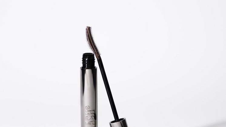 Xlash_DramaTintedPrimer_mascara.jpg