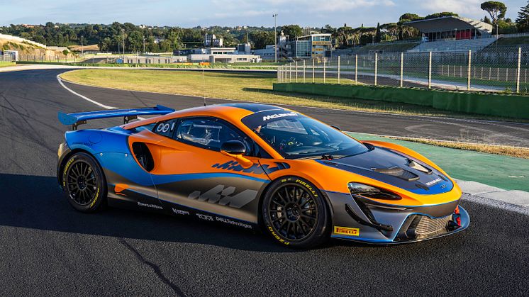 McLaren_Artura_GT4