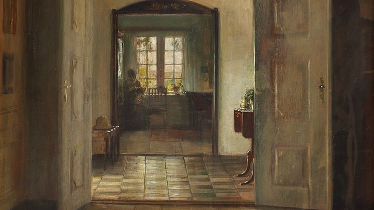 ”Interiör med kvinna” av Carl Holsøe 