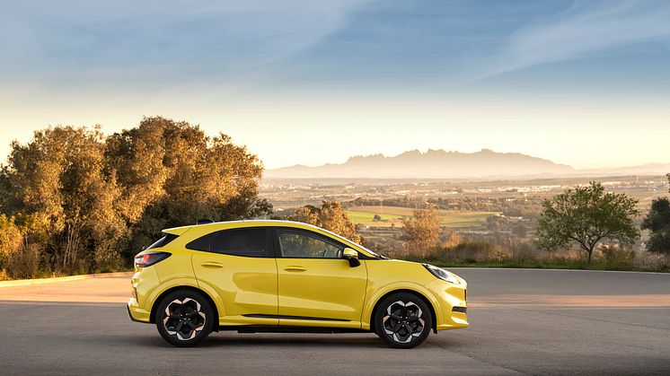 2025 Elektrisk SUV Puma Electric Yellow (2).jpg