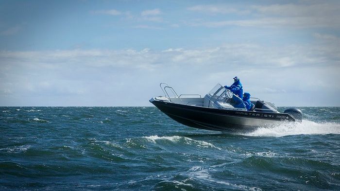 Ryska båttillverkare storsatsar på Allt för sjön 2020. På bilden en M571 från MasterBoats.