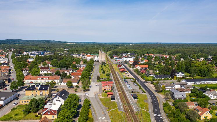 Vilka val är hässleholmarna beredda att göra i vardagen för klimatet? Det undrar kommunen nu inför arbetet med energi- och klimatplanen. Bilden visar stationsområdet i Vinslöv. Foto: Daniel Larsson