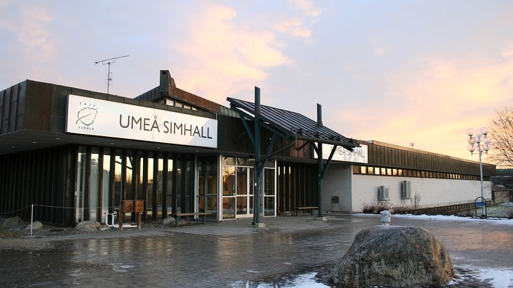 Snart startar rivningen av gamla simhallen på Haga