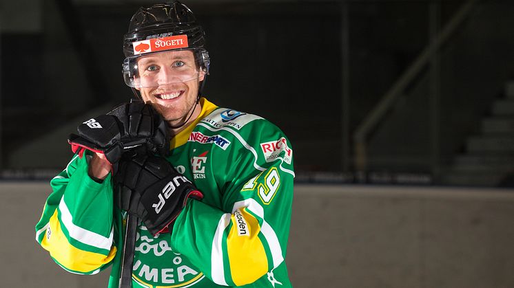 Vid hockey och sex använder man skydd