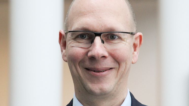 Jörg Ziesche (48) kommt zum 1. Mai 2019 zur DA Direkt und soll, vorbehaltlich der Zustimmung der BaFin, zum Vertriebsvorstand der Gesellschaft bestellt werden.