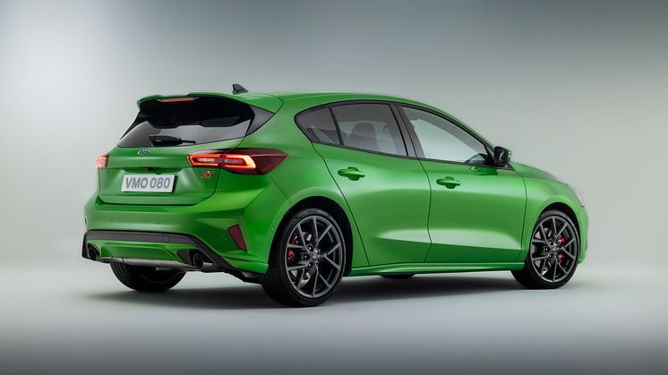 2021_FORD_FOCUS_ST_02