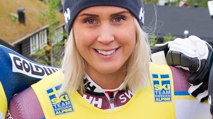 Emelie Wikström ingår i världscuplaget i Ski Team Sweden Alpine