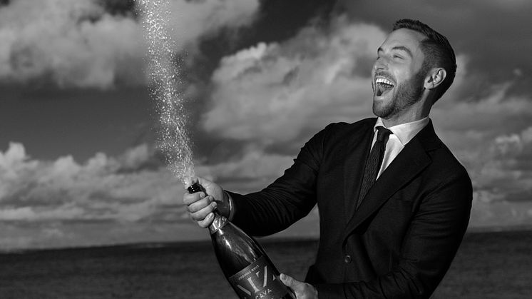 Ma╠èns Cava Magnum.422
