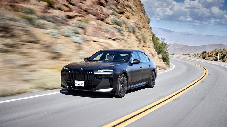 P90486364_lowRes_the-new-bmw-i7-xdriv (1)