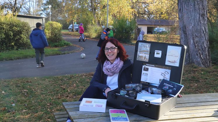 Der Methodenkoffer ist gepackt: Dayana Fritz, Programmmanagerin der Hephata-Jugendhilfe, hat das Projekt "QuaSiE" innerhalb Hephatas koordiniert.