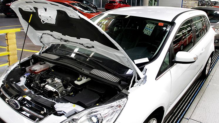 Fords prisbelönta motor 1,0-liters EcoBoost-motor – nu också i modellerna C-MAX och Grand C-MAX 