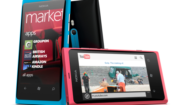 Nu lanseras Nokias och Microsofts stora satsning – Nokia Lumia 800 med Windows Phone 