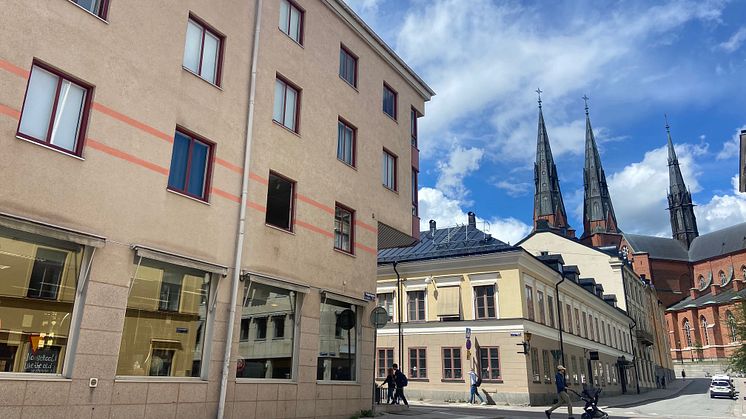 Hotellet ligger bara några minuters promenad från sevärdheter så som Uppsala Domkyrka, slottet och Carolina Rediviva. 