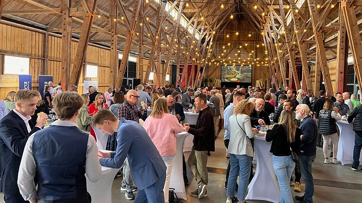 200 entreprenörer på Frukostklubben goes lunch för att hylla näringslivet i Kungsbacka