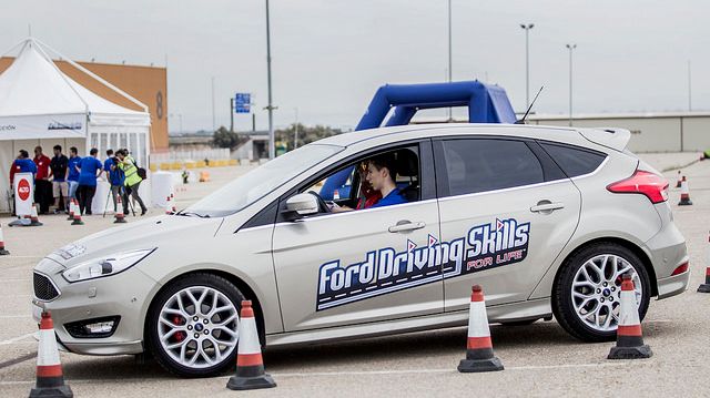 Ford inviterede unge mellem 18-24 år til det gratis kørekursus "Driving Skills for Life"