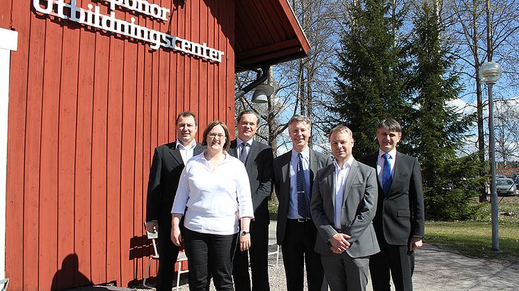 Ambassadören från Litauen, Eitvydas Bajarunas