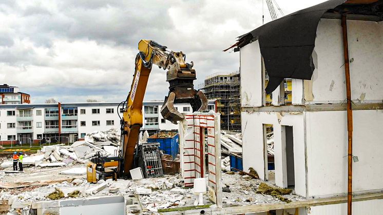 Demontering betongelement Drottninghög