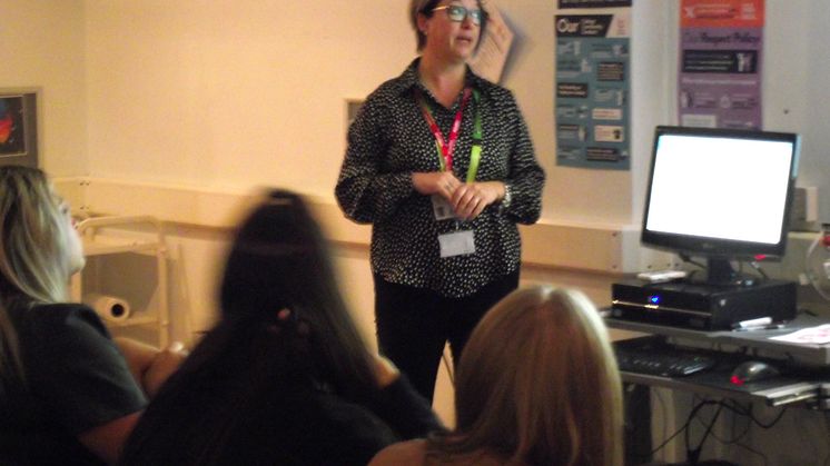 Cheryl Allwood from Safenet delivers one of the awareness sessions to hairdressing students
