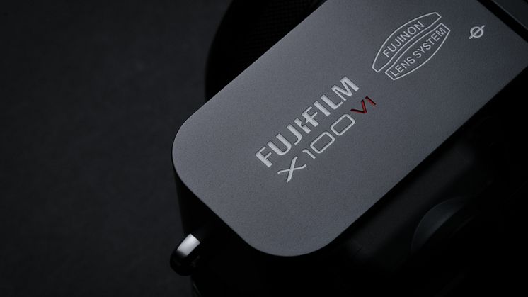 X100VI_black back_34