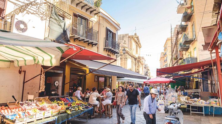 TUI_Neapel, Italien_1