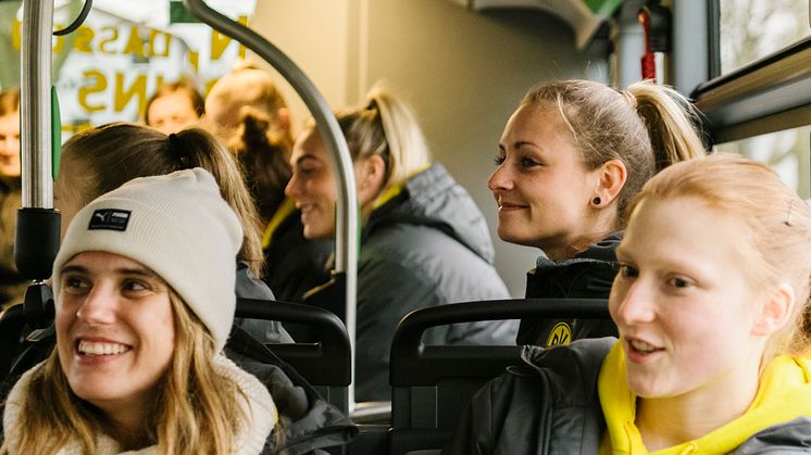 BVB Frauenbus powered by 21