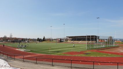 En månad längre fotbollssäsong