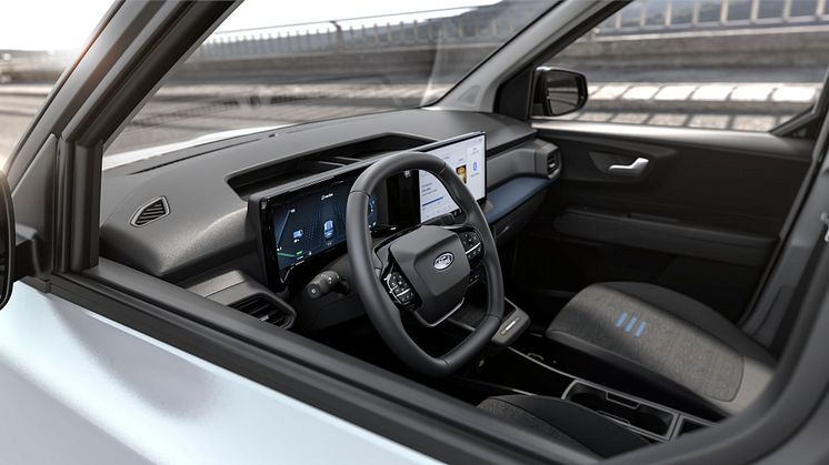 2023 FORD E-Tourneo Courier Active (6)